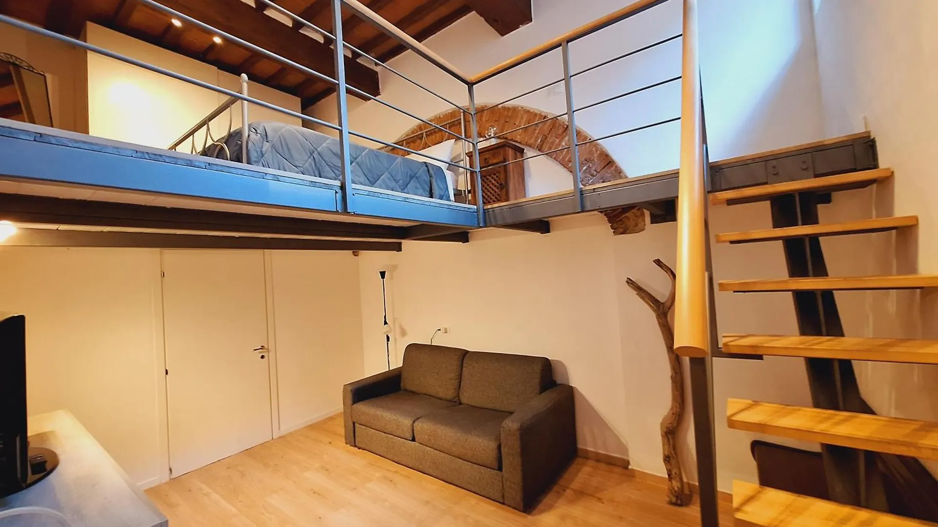La Casina Lungomare Di Fabi Livorno Apartment 0*,  Italy