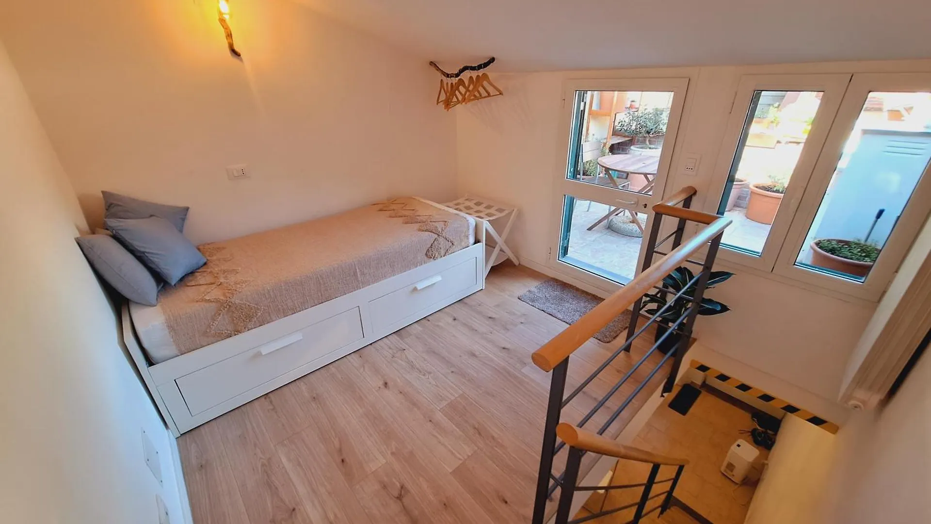 La Casina Lungomare Di Fabi Livorno Apartment 0*,
