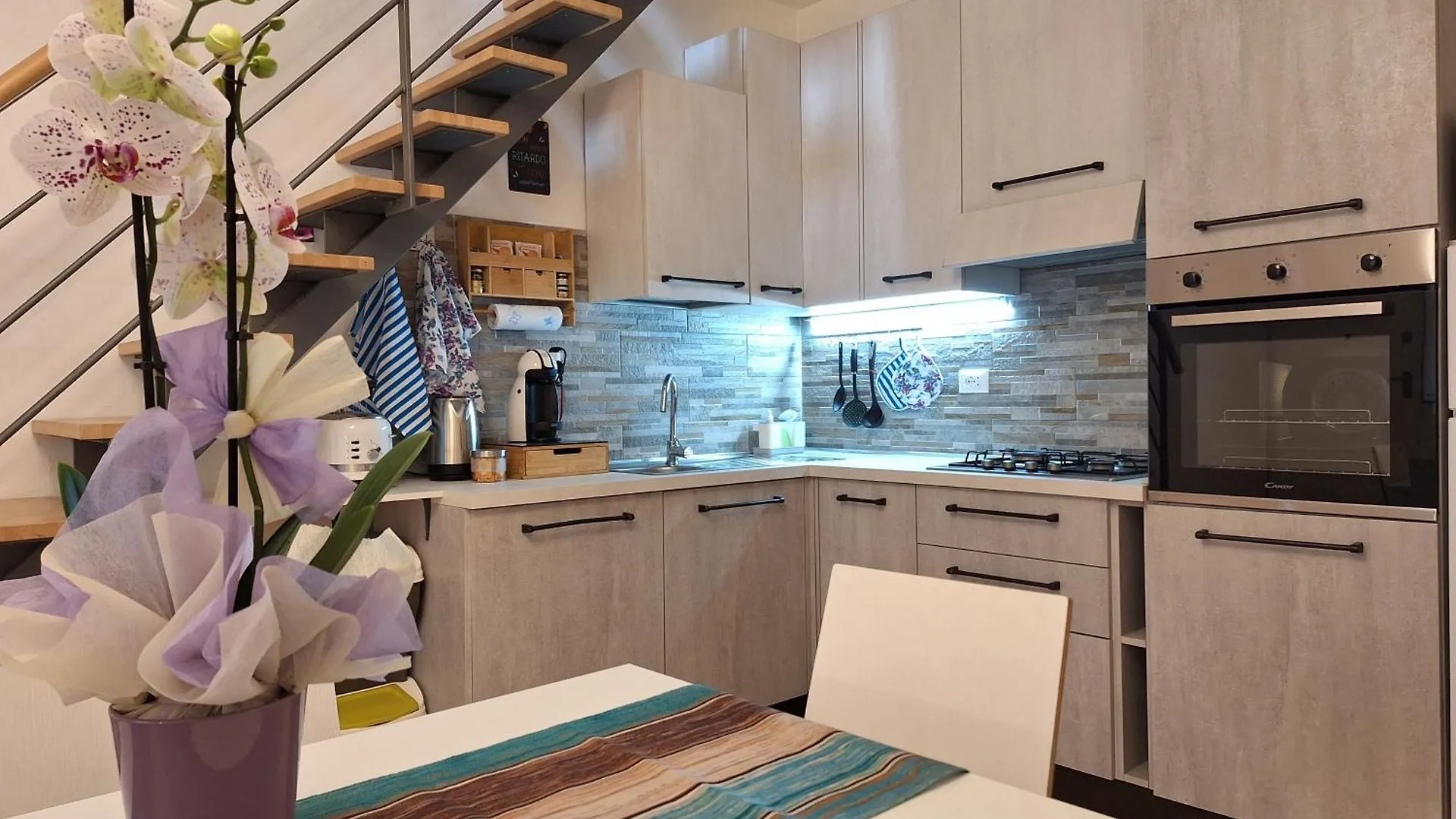 La Casina Lungomare Di Fabi Livorno Apartment