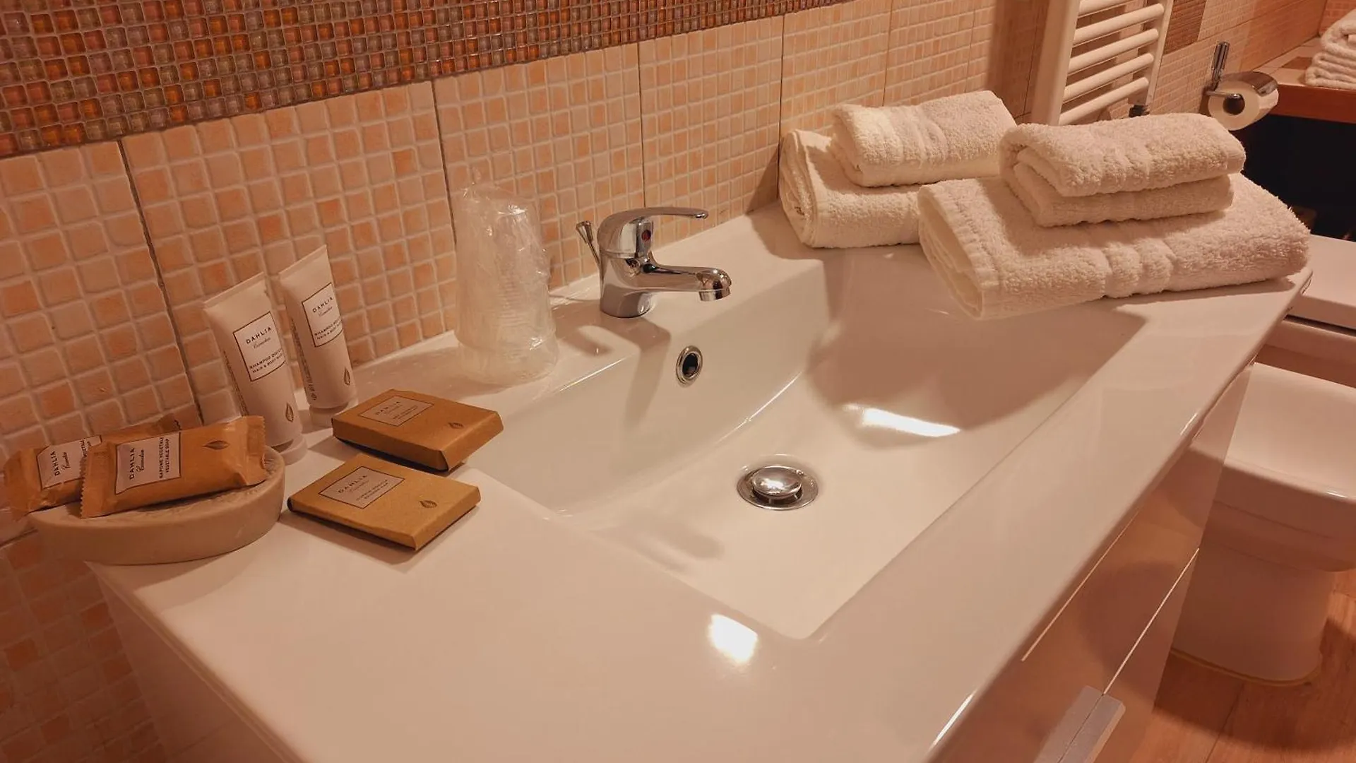 La Casina Lungomare Di Fabi Livorno Apartment